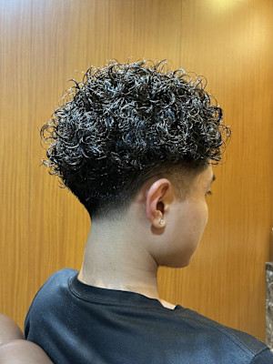 銀座　理容室　メンズパーマ　外国人風パーマ