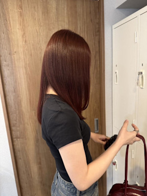 ワインレッド×髪質改善ストレート