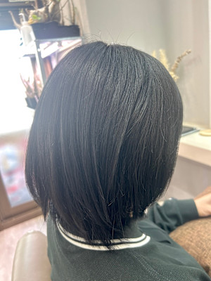 ツヤでるミディアムボブレイヤー♪