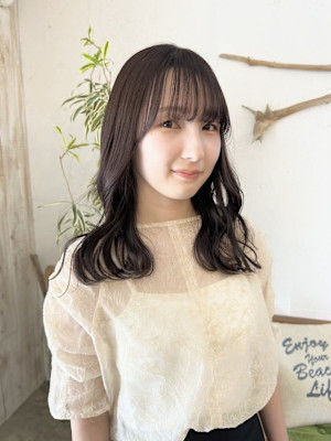 ラベンダーブラウン/暗髪/ゆる巻き