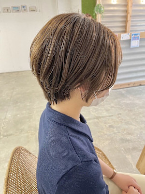 前下がり大人っぽショート