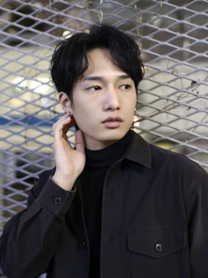 センターパート/ニュアンスパーマ/カルマパーマ