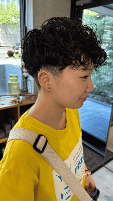 シャドウパーマ