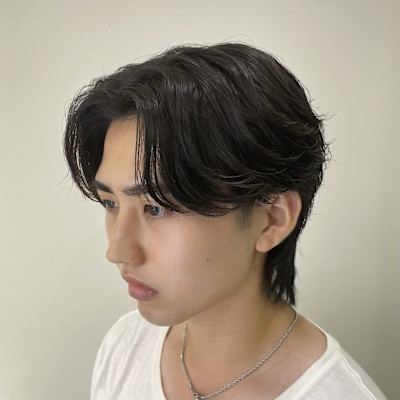 ニュアンスパーマセンターパートコンマヘアツーブロック刈り上げ