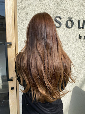 ゴールドベージュ