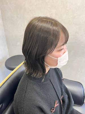 Olive beige 透明感抜群の艶カラー