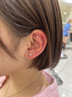 ＊耳ツボジュエリー始めました
