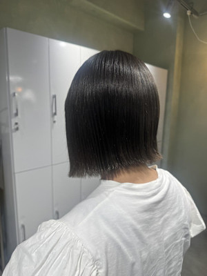 パツっとボブ