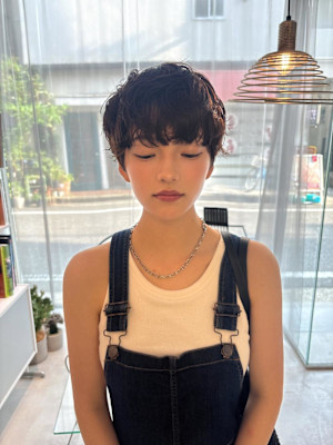 大人かわいい柔らかマッシュショート×ゆるパーマ