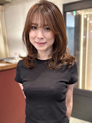 レイヤーカット 髪質改善 顔周りカット ブラウンベージュ