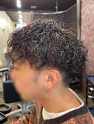 【直毛からの変身。洒落感 × 男らしさ 】スパイラルパーマ