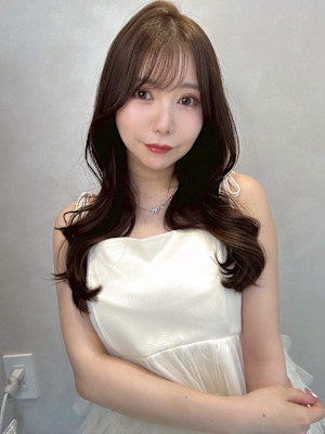 アッシュベージュ　長め前髪　くびれ　ワンホン