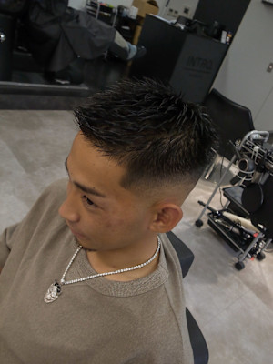 バーバー/スキンフェード//アイロンパーマ/渋谷/代々木