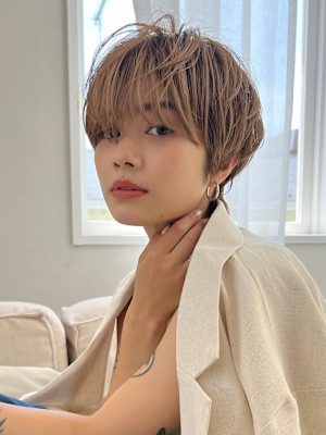 #切りっぱなしボブ #前下りボブ #顔周りレイヤー #小顔