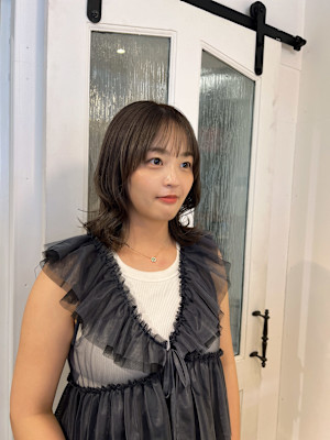 グレージュ/ブリーチダブルカラー/ハイトーン/くびれレイヤー