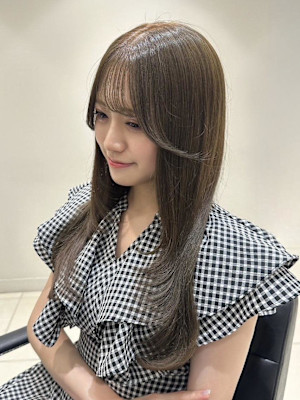 【AYAKI】レイヤーカット顔まわりカットオリーブ