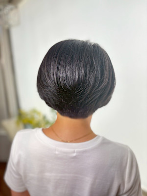 前下がりグラデーションボブ