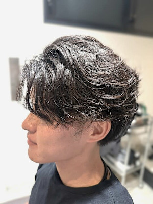 無造作感が魅力のラフパーマ