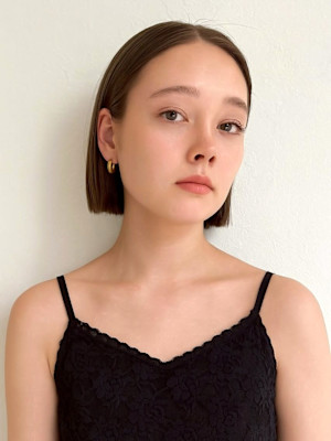 髪質改善 前髪無し ブラウンベージュ 艶髪 切りっぱなしボブ