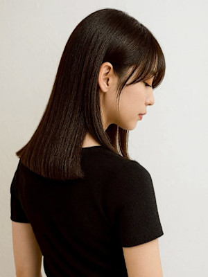 髪質改善 アッシュブラウン 艶髪 顔周りカット 縮毛矯正 