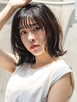 フェイスレイヤー×くびれパーマのマッシュレイヤーミディアム