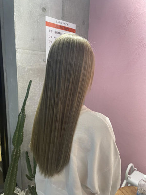 シアーオリーブベージュ