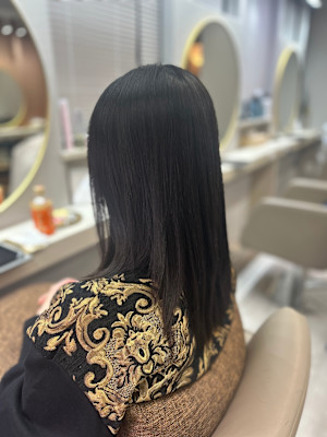 艶髪セミロングストレート♪