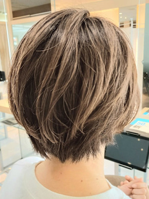 白髪ぼかしハイライト