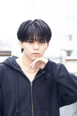 est hair 池袋西口店×スタイル