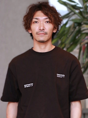 メンズミディアム ニュアンスパーマ ブラウン 束感 30代