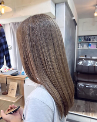 柔らかミルクティーベージュ×うる艶質感の髪質改善♪