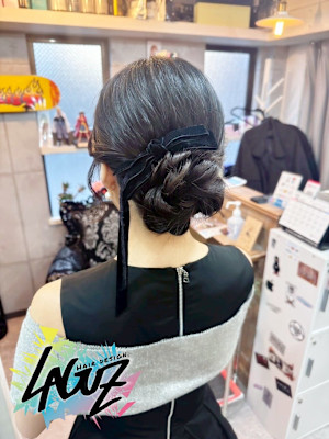 【ヘアセット】上品シニヨン×黒リボンのクラシカルアレンジ
