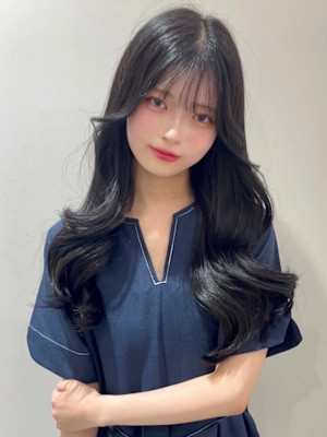 暗髪 ロングヘア レイヤー ブルベ 髪質改善トリートメント