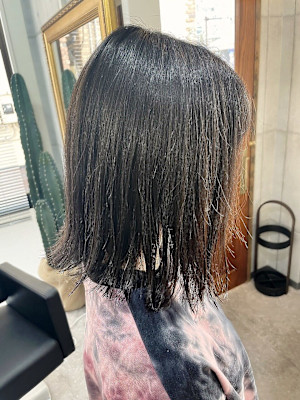 ミディアムロブ  外跳ね エアリー感 キッズカット