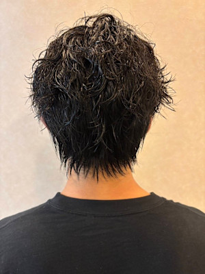 スパイラルパーマ×濡れ感ショート