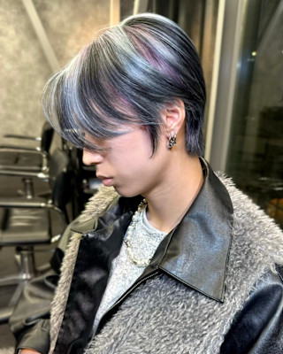 セクションカラー　デザインカラー　ハイトーン　原宿/表参道