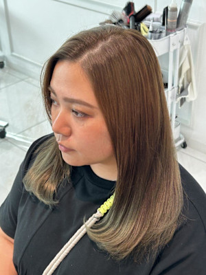 外国人風ブロンドカラー