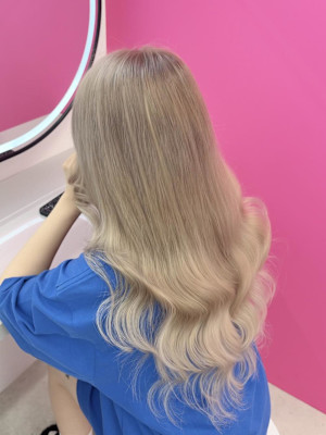 ブロンドロングヘアー★