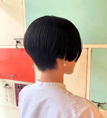 THE BEEHIVE DELUXE　似合わせカット