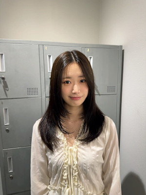 【Lolonois天満】オリーブベージュ×レイヤーカット