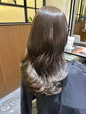 池袋 髪質改善 イルミナカラー グレージュ♪