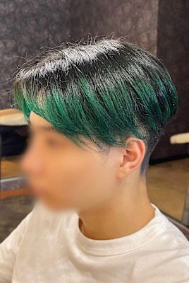 黒髪に映える！個性派ディープグリーンで印象チェンジ！