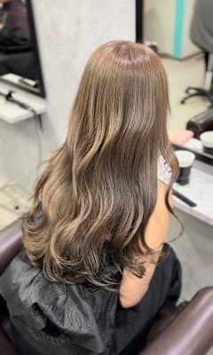 ブリーチ×オリーブベージュ