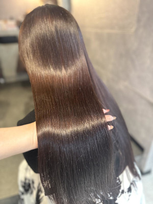 《鈴木茉奈》アッシュブラウン/トーンアップ/艶髪