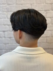 センターパート×スキンフェード【新宿/バーバー/理容室】