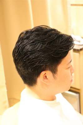 ウェーブパーマ×ツーブロ