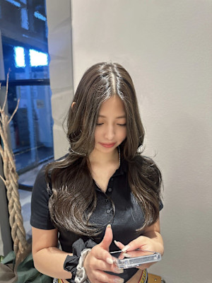 【Lolonois天満】オリーブカラー×韓国風くびれレイヤー