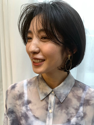 #切りっぱなしボブ #前下りボブ #顔周りレイヤー #小顔