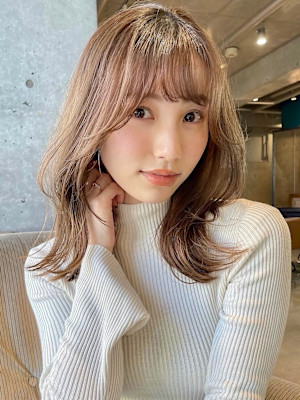 【ANDREY】くびれ可愛いセミディ