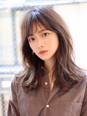 【ANDREY】フェミニンレイヤー